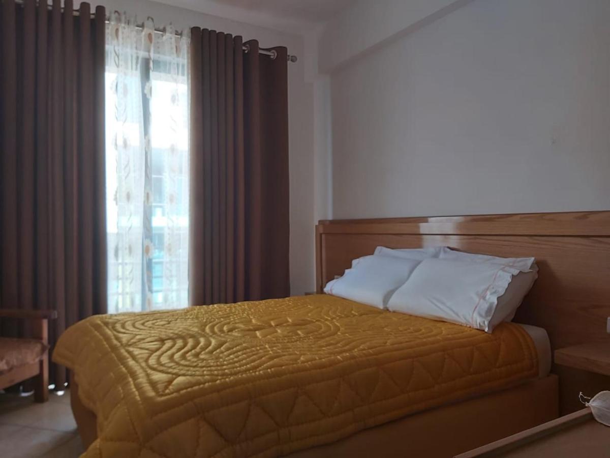 Flora Apartments Саранда Экстерьер фото