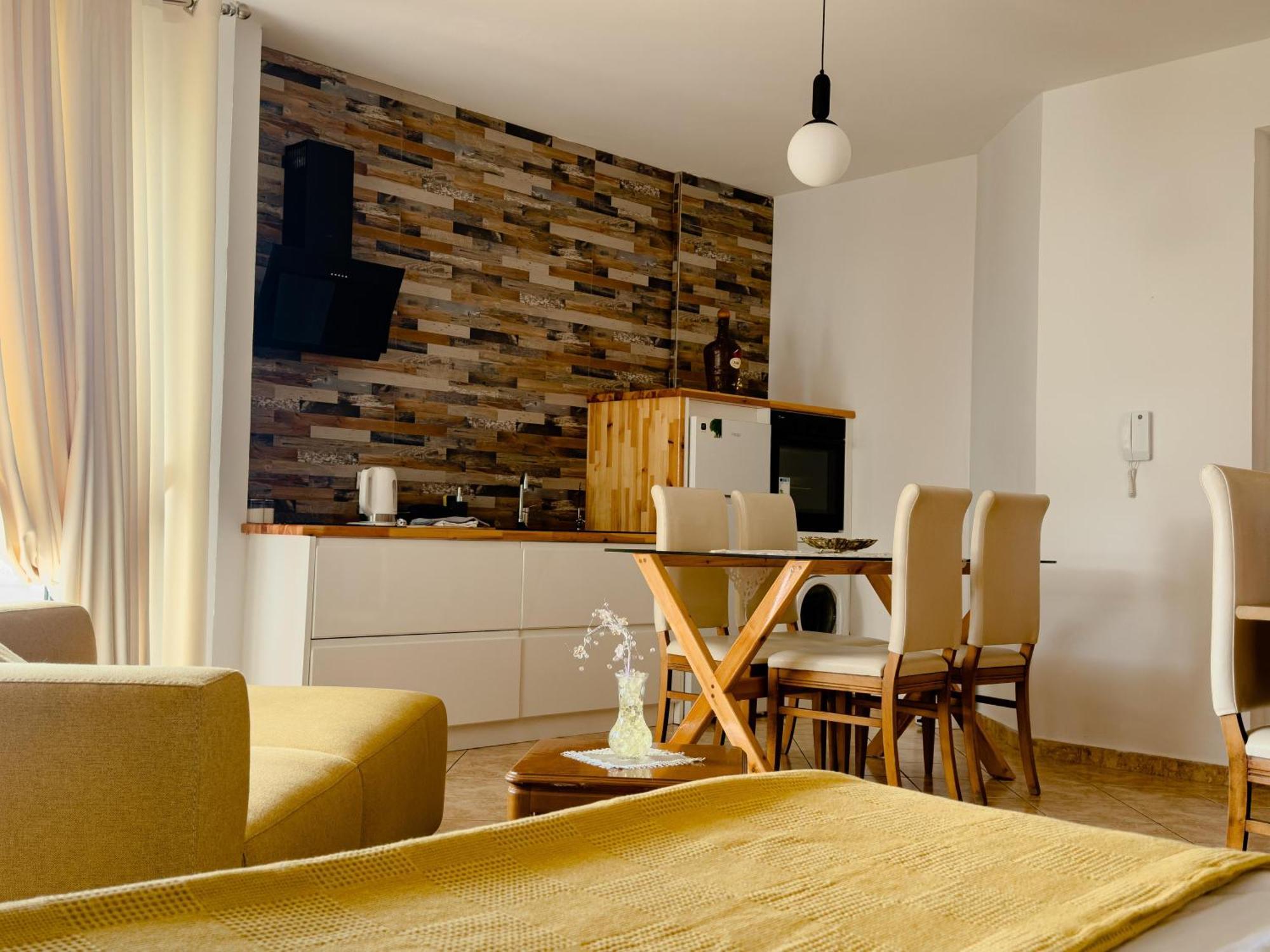 Flora Apartments Саранда Экстерьер фото