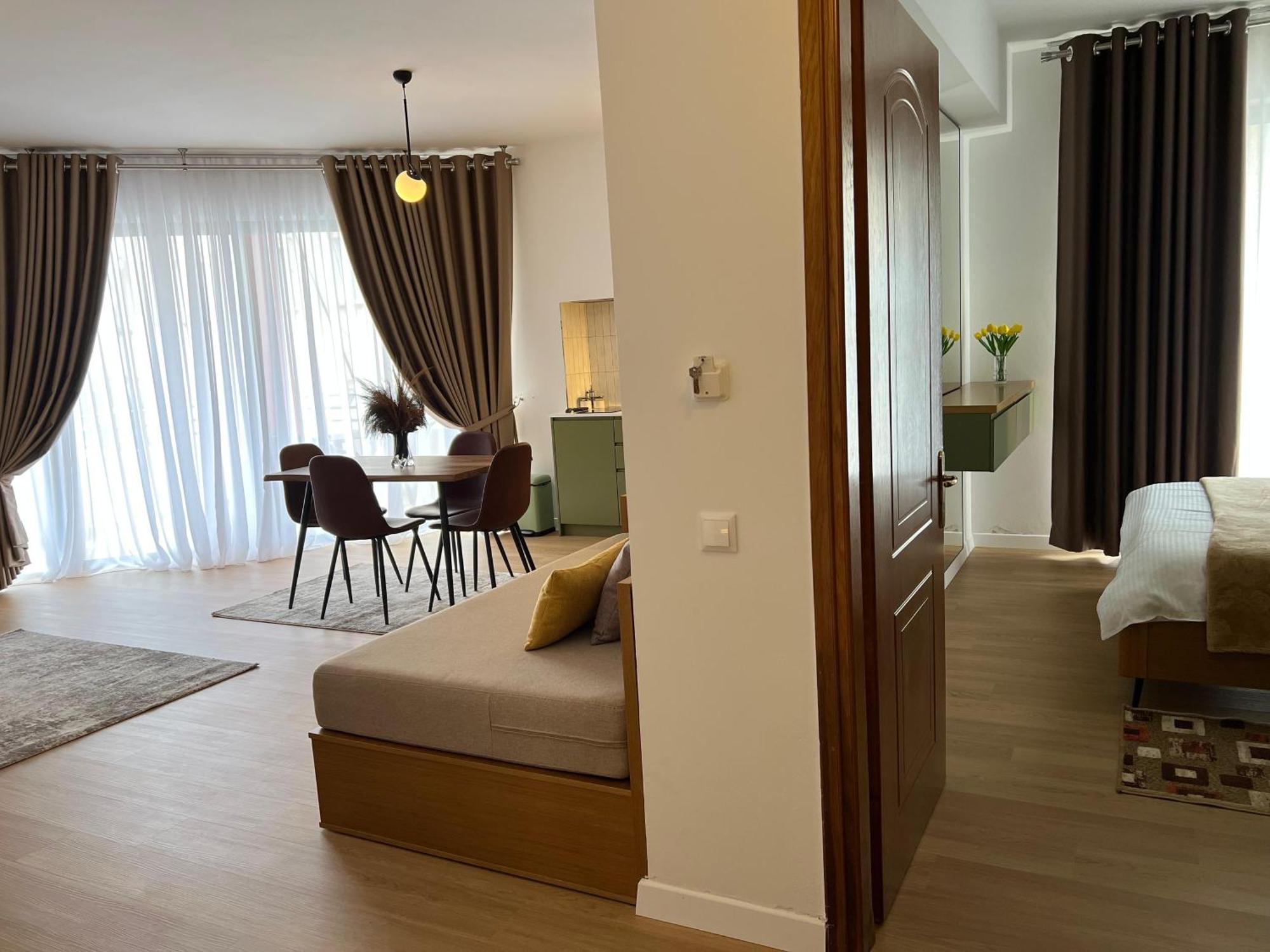 Flora Apartments Саранда Экстерьер фото