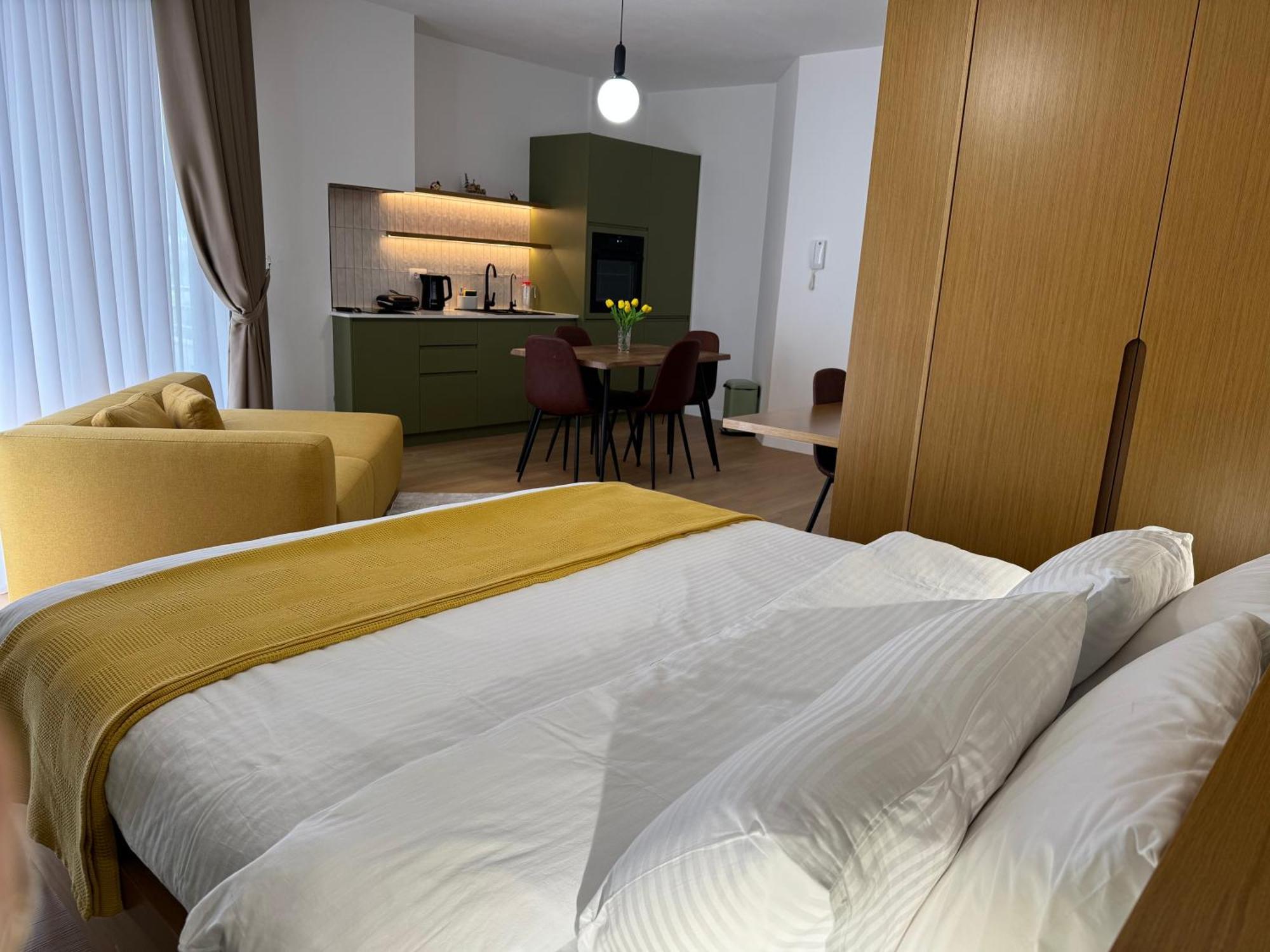 Flora Apartments Саранда Экстерьер фото